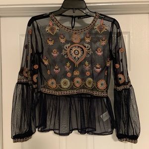 BBWM Zara Woman cropped mesh festival top